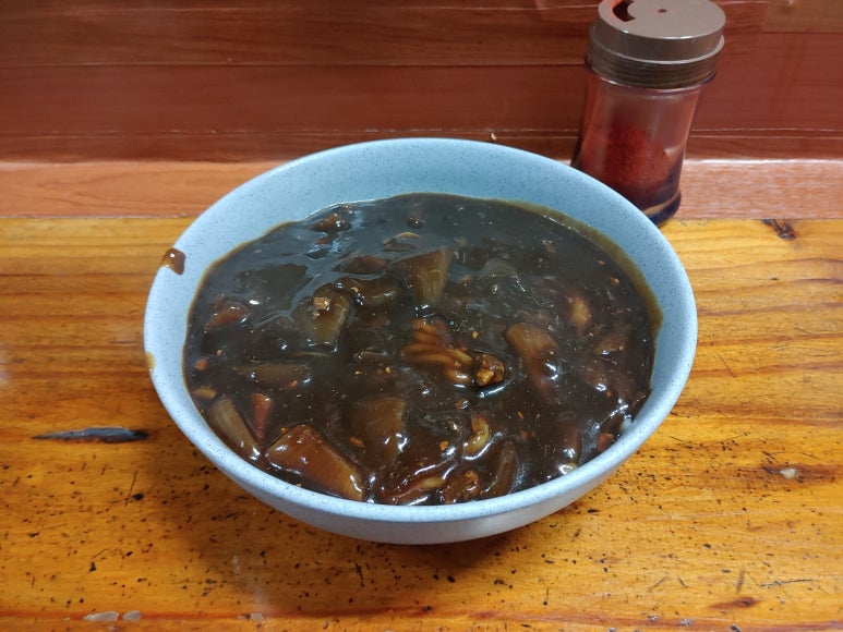 우동짜장 이미지