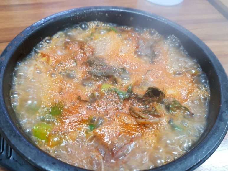 항구 전주 해장국 이미지