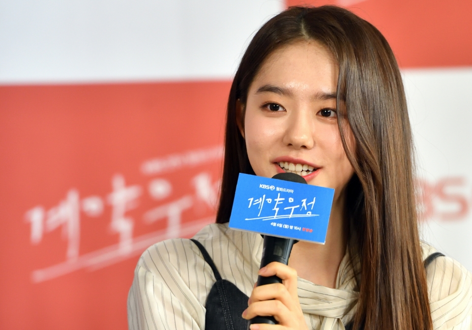 우정엔터테인먼트 이미지