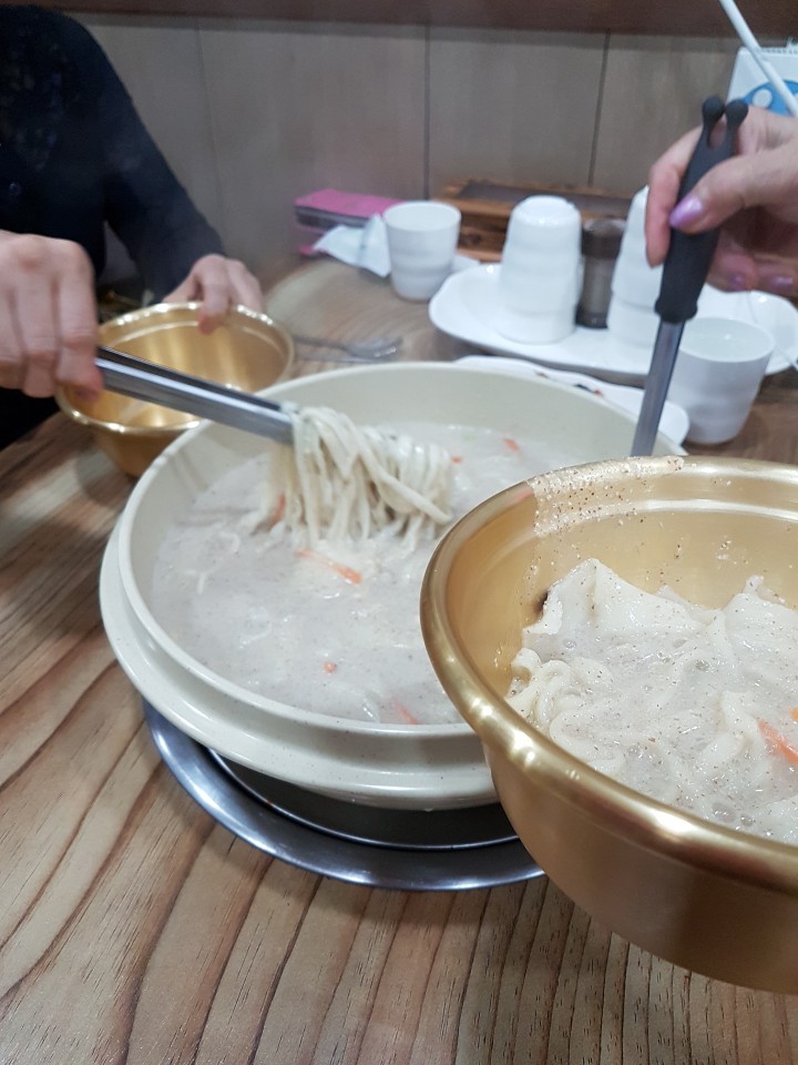 서래칼국수 이미지