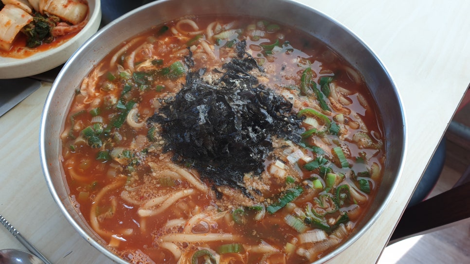 공주칼국수 이미지