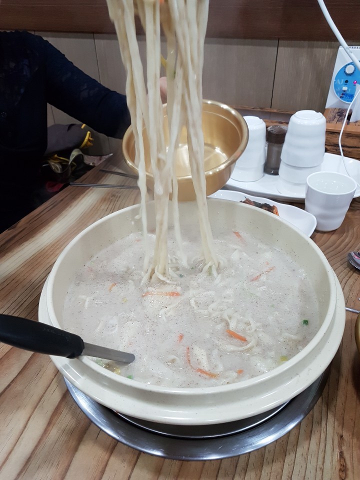 서래칼국수 이미지