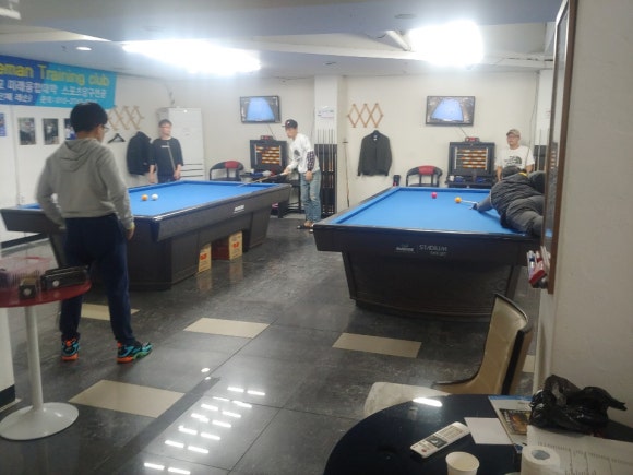 젠틀당구장 이미지