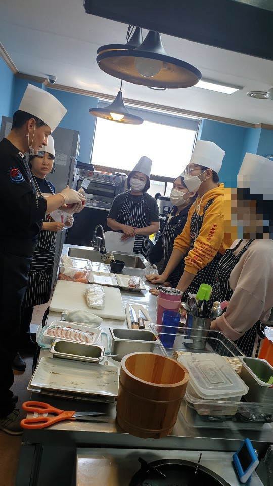 동경일식 이미지