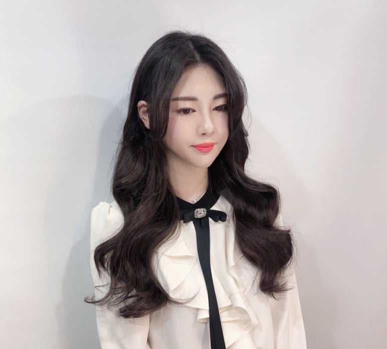 머리하는손 이미지
