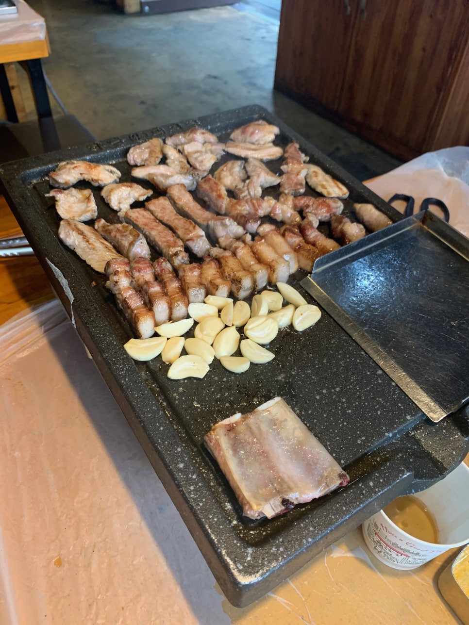 하남돼지집학동역 이미지