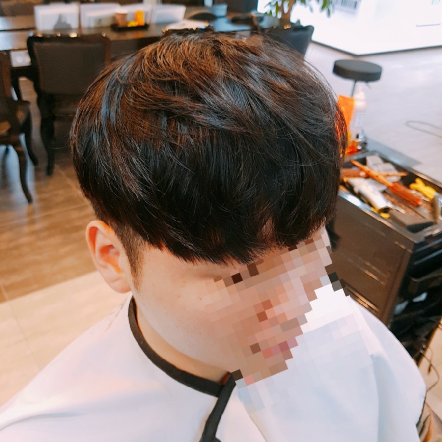 남성헤어전문점 이미지