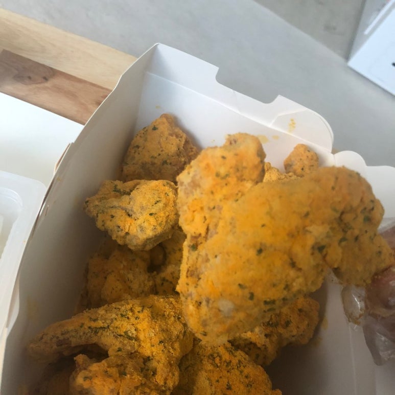 비에이치씨치킨두정2호점 이미지