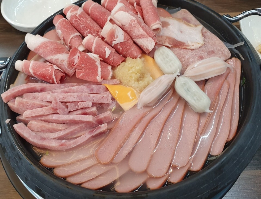 빅쭌부대찌개 이미지