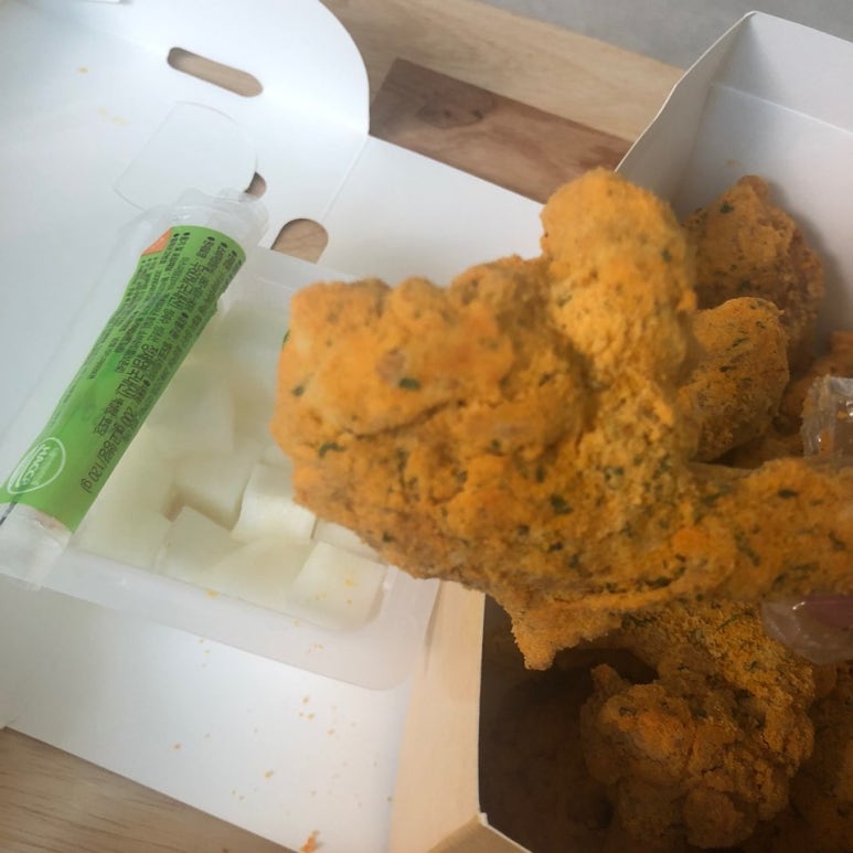 비에이치씨치킨두정2호점 이미지