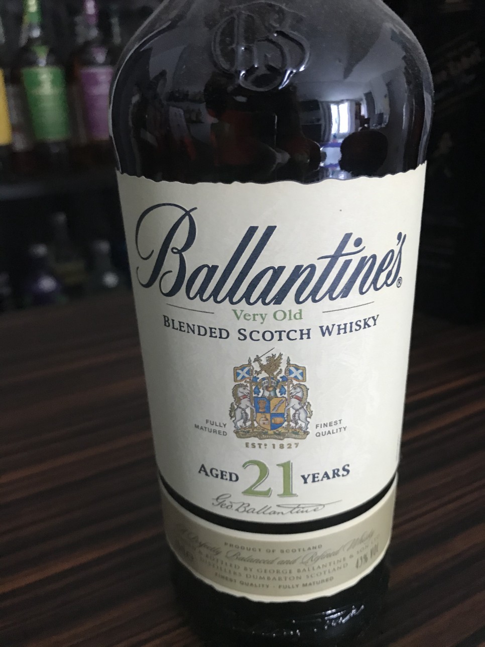 발렌타인(Ballentine) 이미지