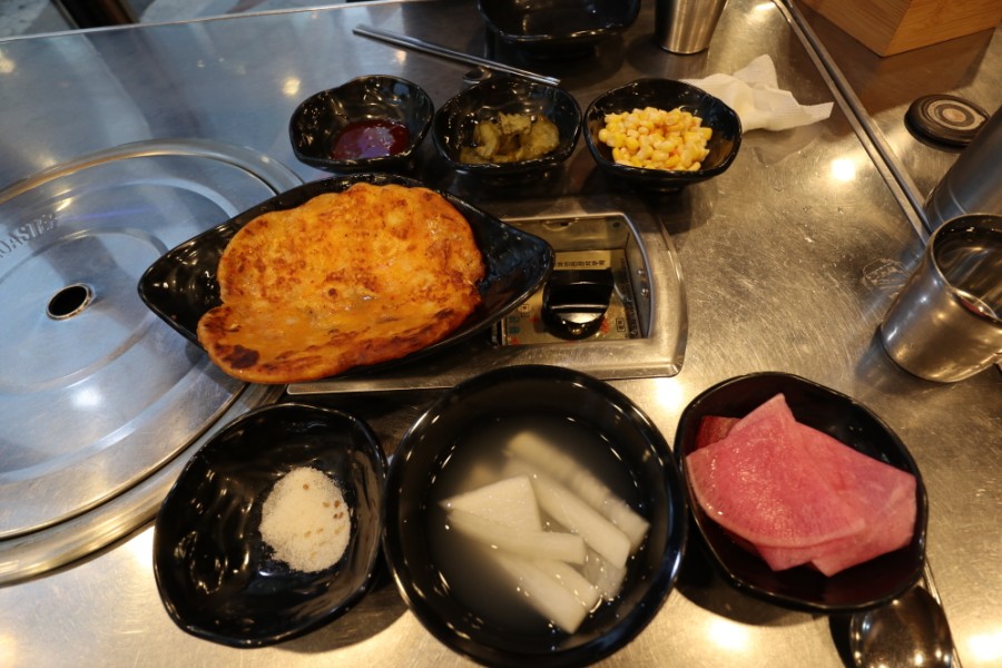 옛날닭곰탕닭발 이미지