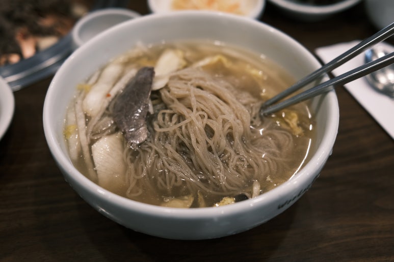평양냉면 이미지