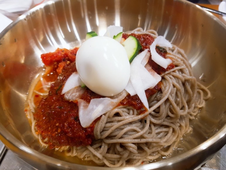 뱅뱅막국수 이미지