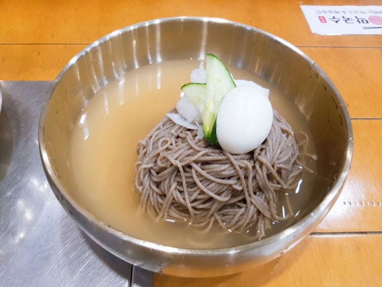 뱅뱅막국수 이미지