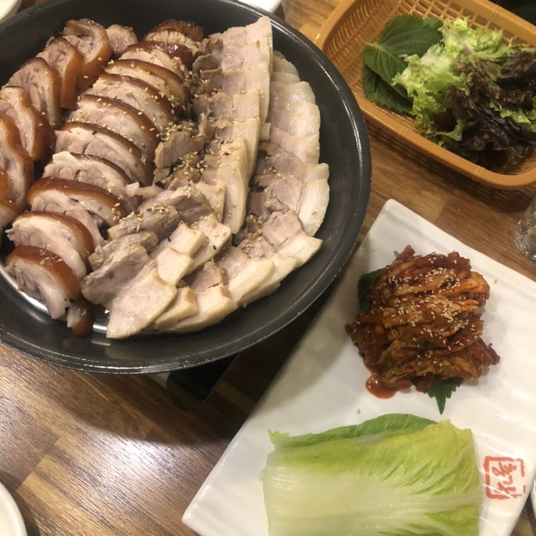 거창총각족발 이미지