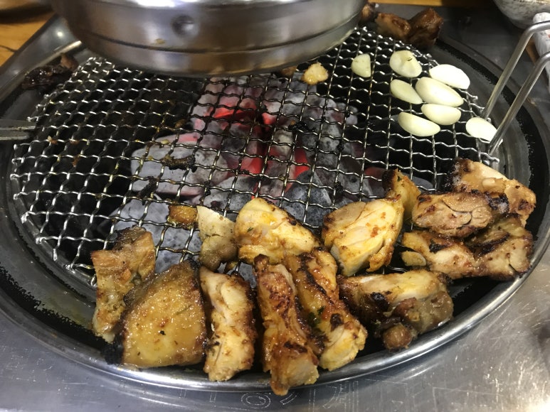 토담참숯닭갈비 이미지