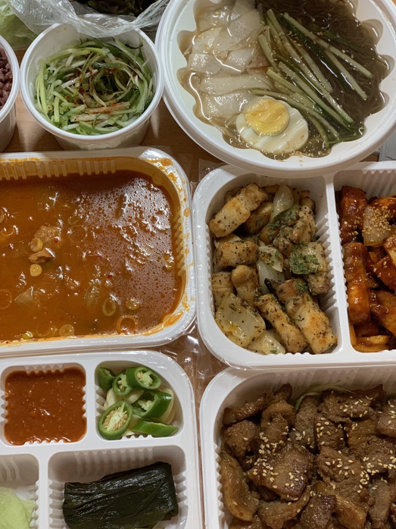 숯불에구웠삼겹 이미지