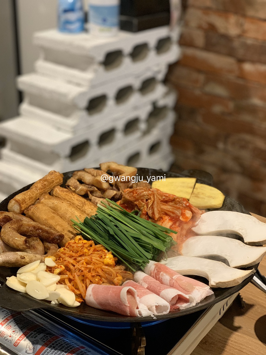뚝칼야식 이미지
