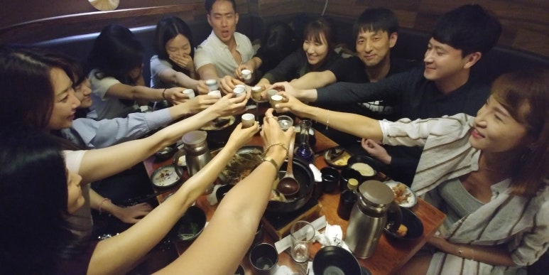 식스컷츠 이미지
