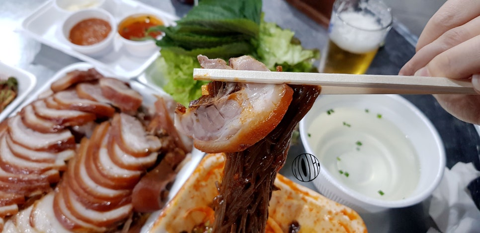 사또통족발 이미지