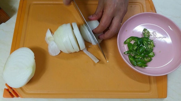 청양초닭발 이미지
