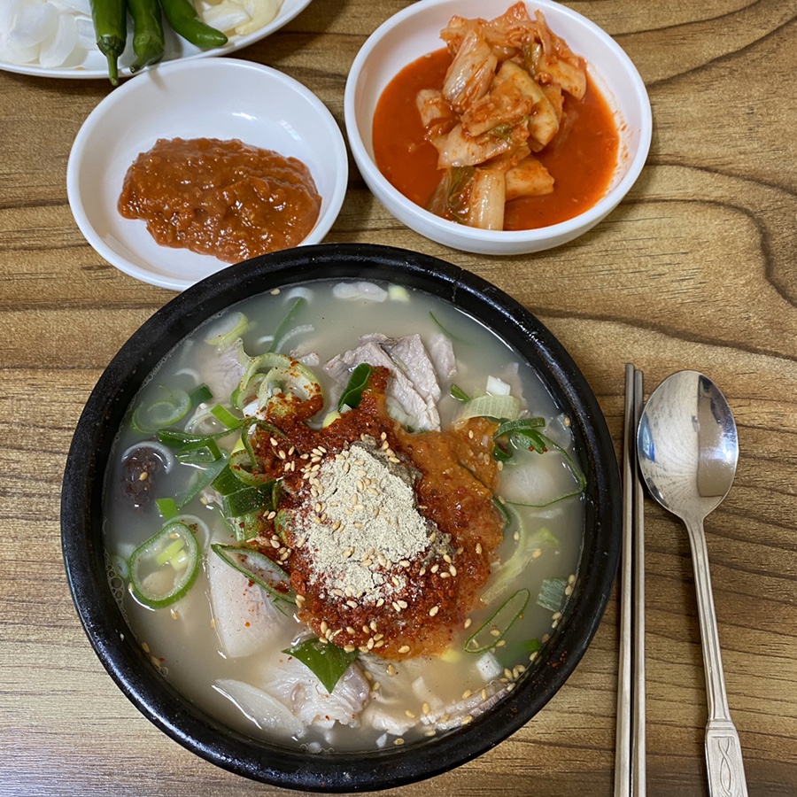 자매국밥 이미지