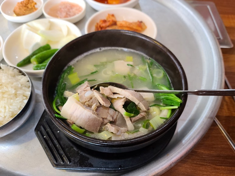 대가야돼지국밥 이미지