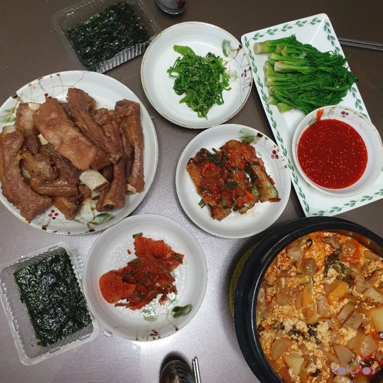 반찬하는엄마야식 이미지