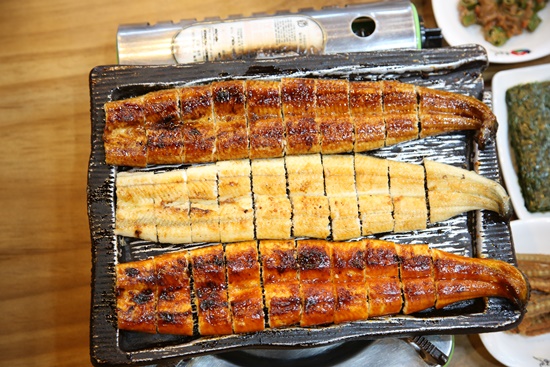 소금빛풍천장어구이 이미지