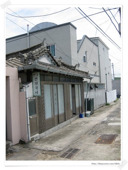 호로록건진국수 이미지