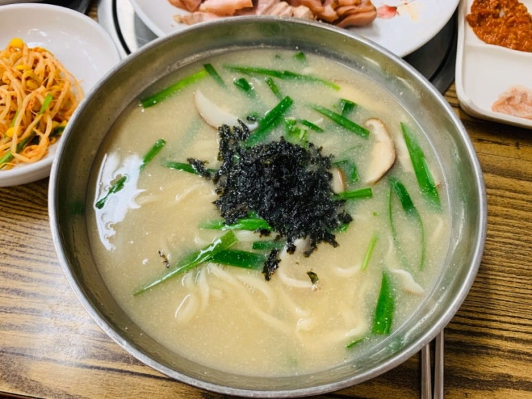 맛나손칼국수 이미지