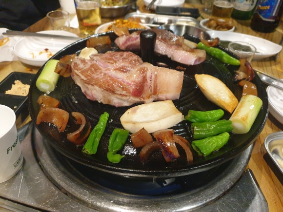 강변흑돼지 이미지