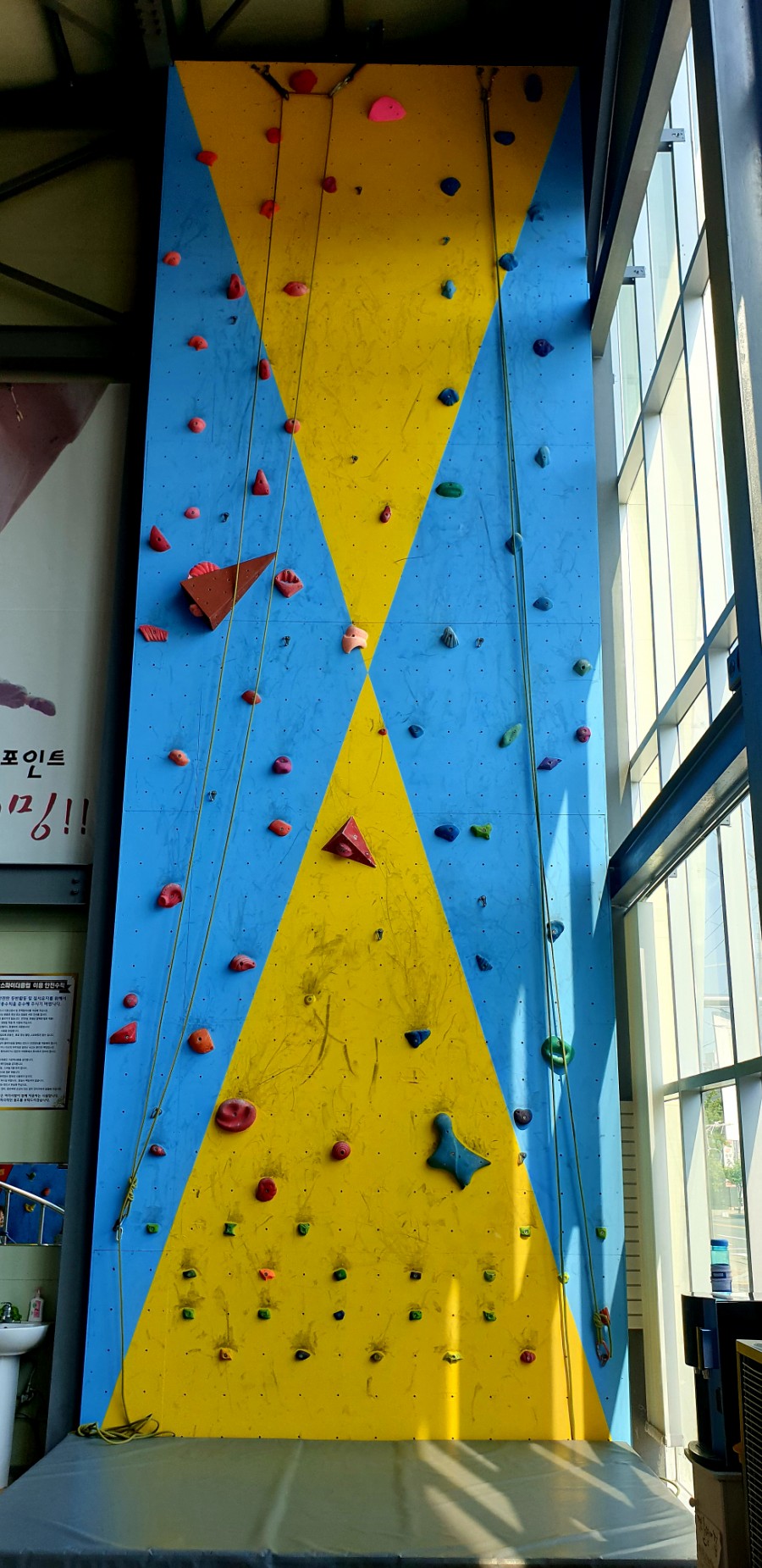 포항스파이더클럽 이미지