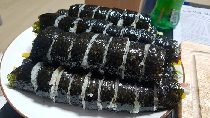 고수라김밥 이미지