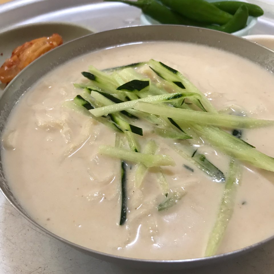 엄마손칼국수 이미지