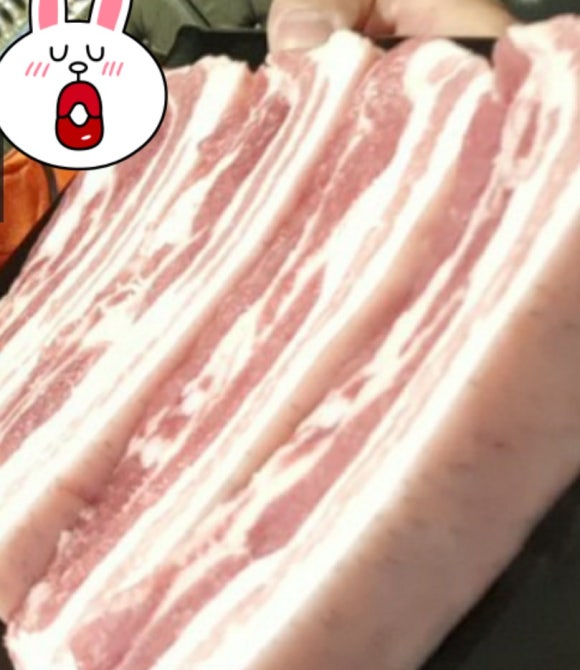 강변흑돼지 이미지