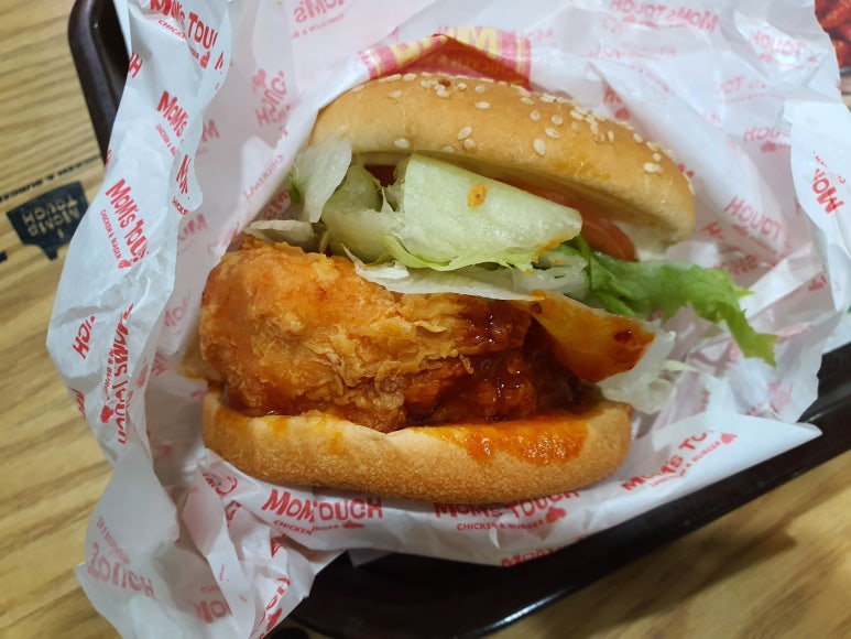 맘스터치 반석점 이미지