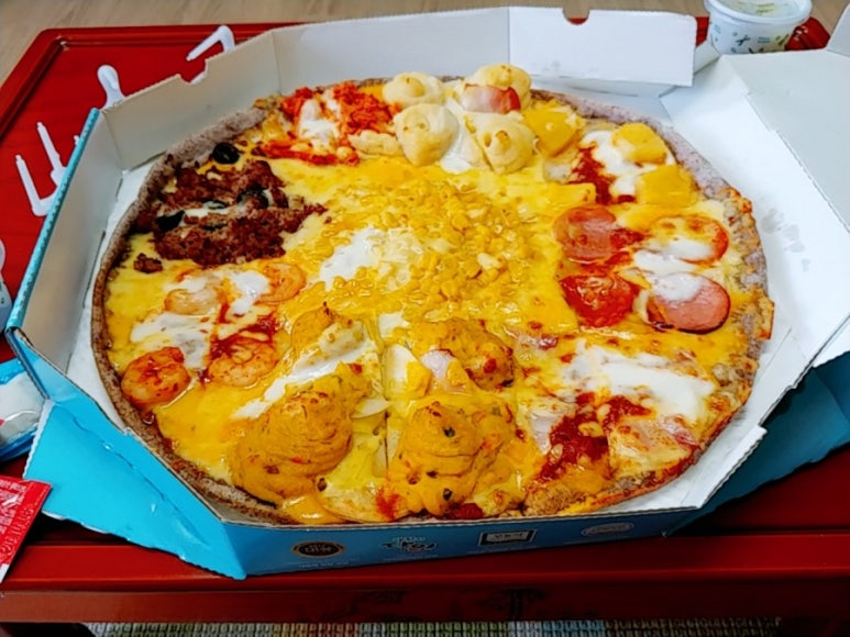 피자알볼로나주 이미지
