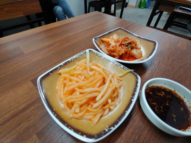 동문시장고기국수금복식당 이미지