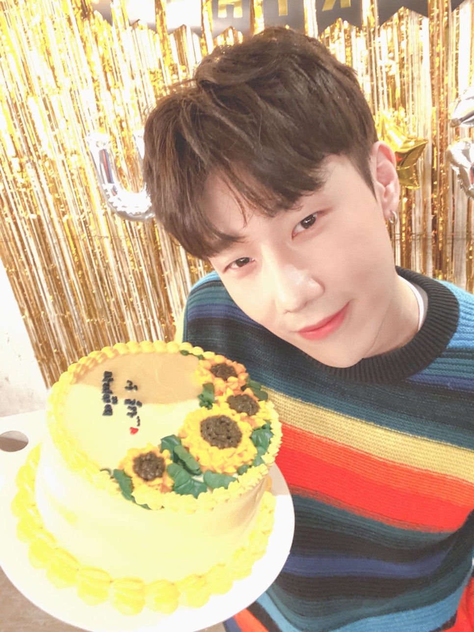 윤담 이미지