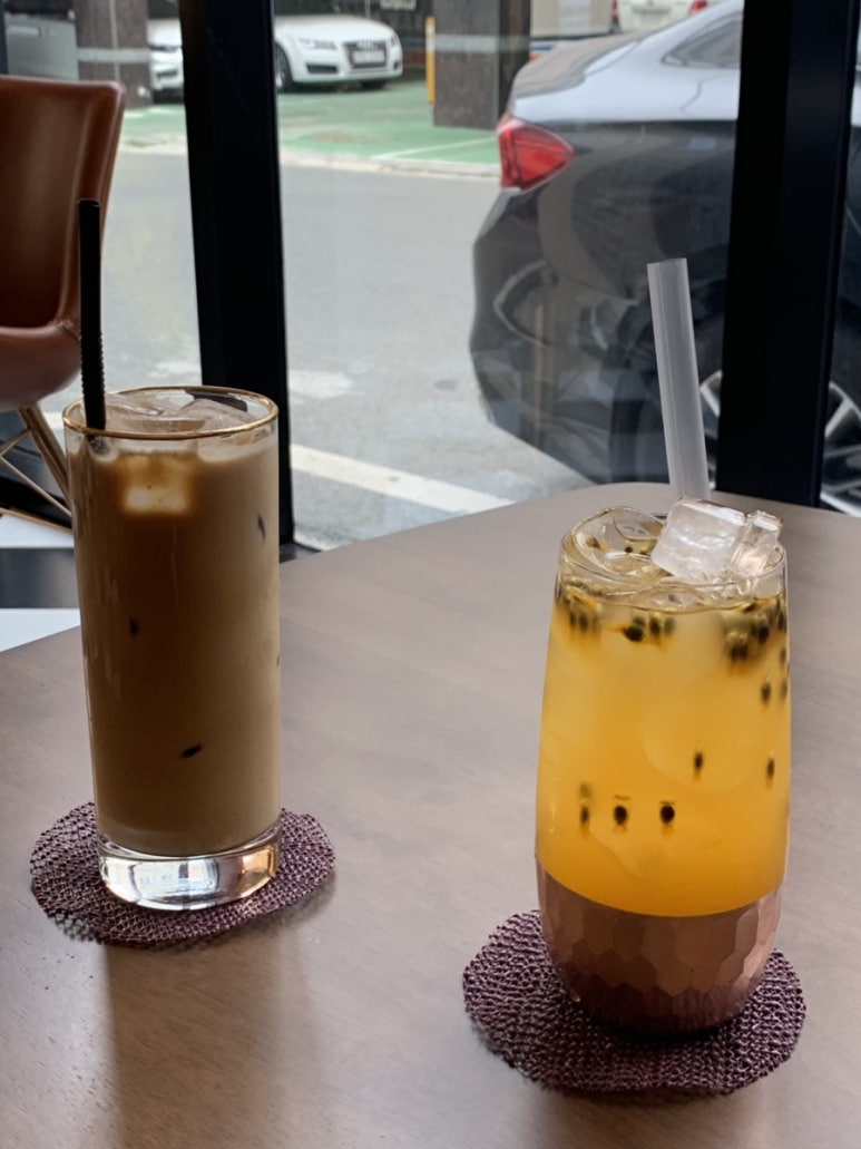 카페맨티 이미지