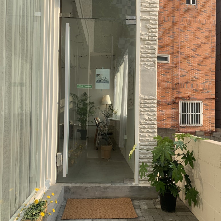 리짙커피카페 이미지