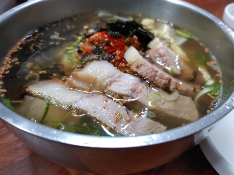 동문시장고기국수금복식당 이미지