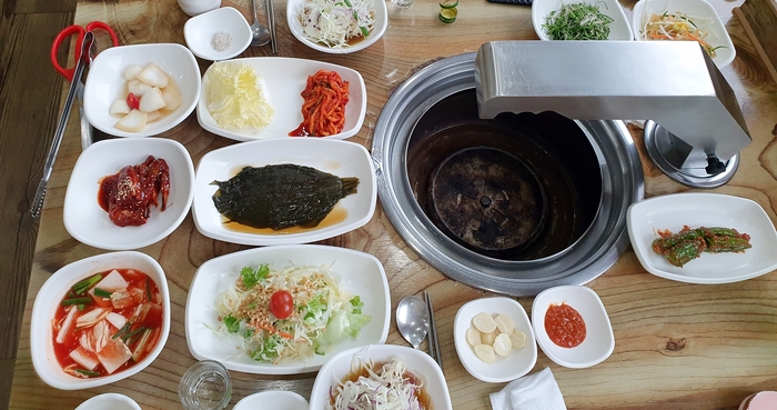 일등한우숯불구이 이미지