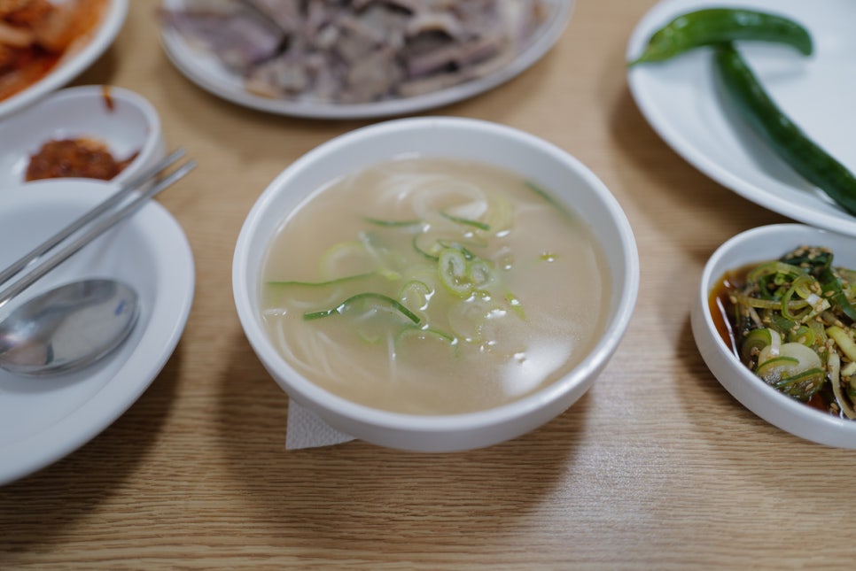 명품 설렁탕 이미지