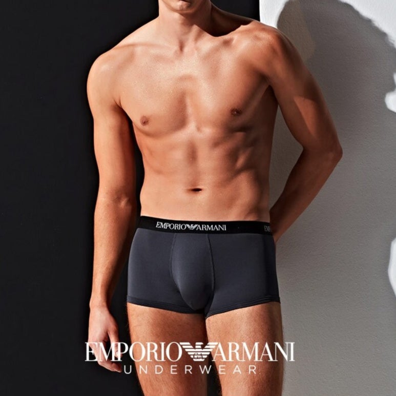 현대엠포리오아르마니 이미지
