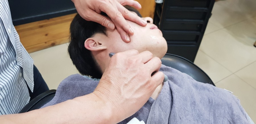 커트의달인 바버샵 이미지