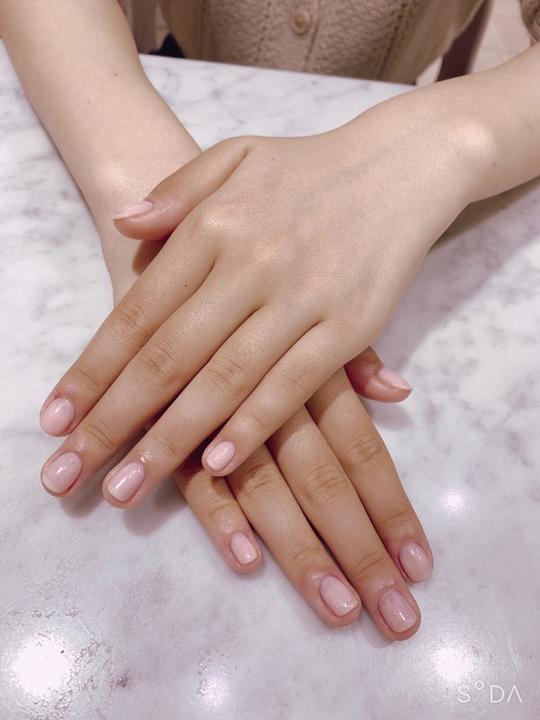 네일에꽃이피다 이미지