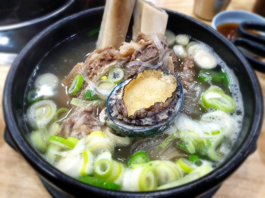 큰집왕갈비탕 이미지